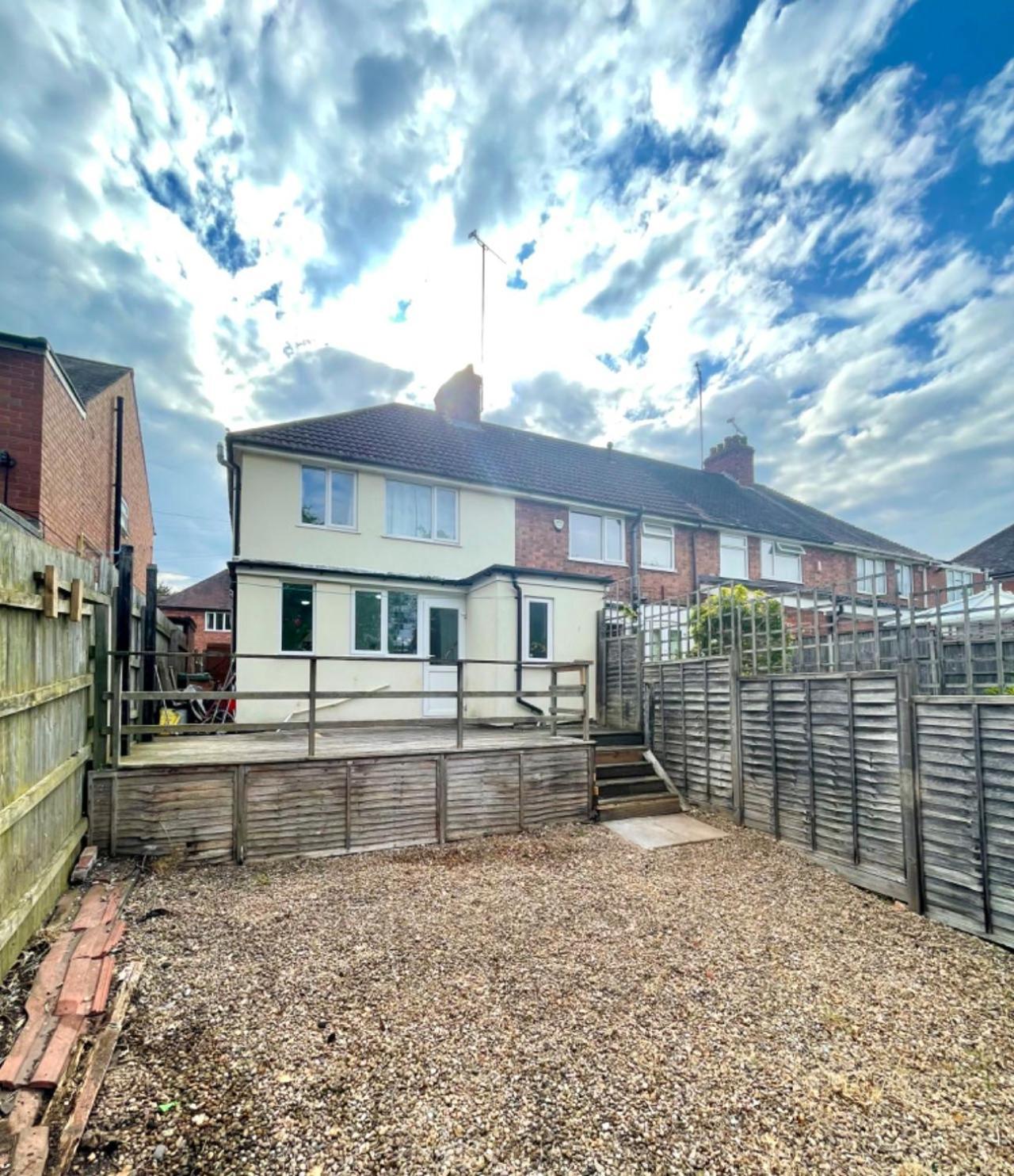 4b4b Entire House Sleeps 11 Driveway Parking Near And Centre Holiday home *